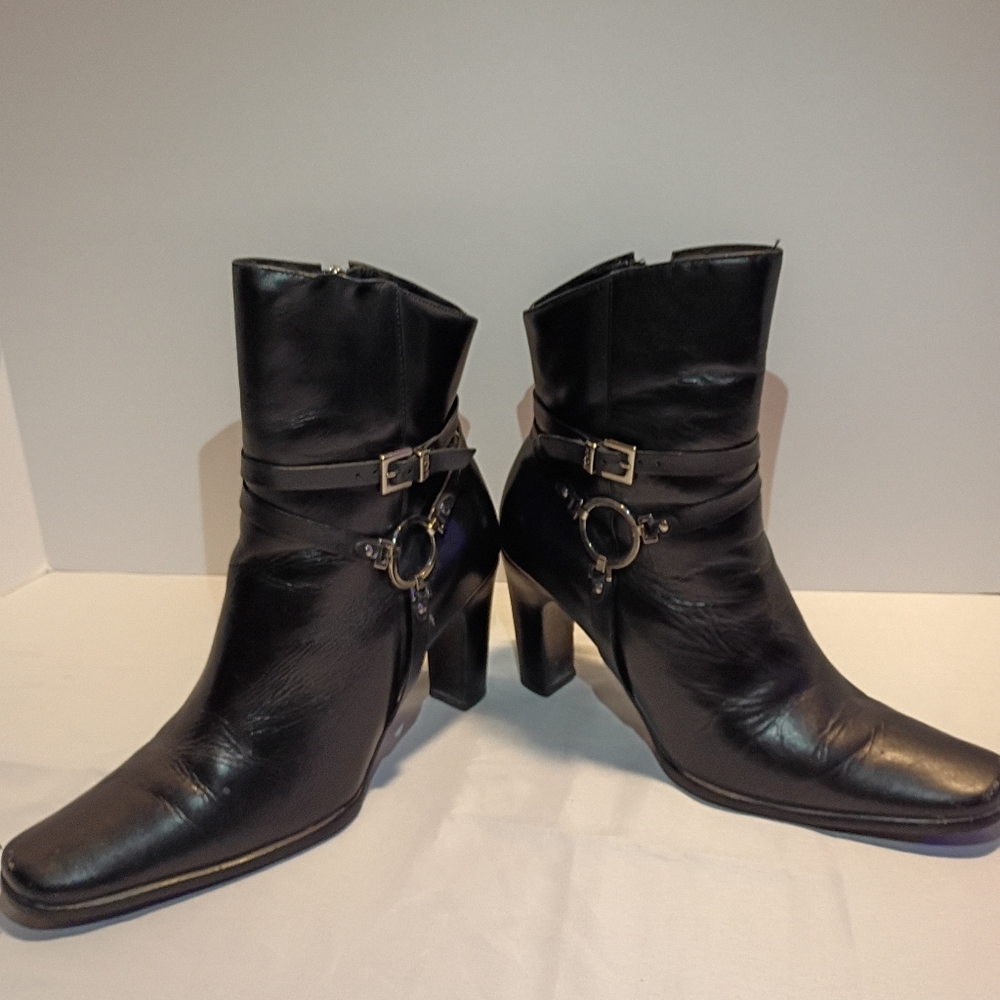Harley Davidson Womens Sz 7.5 Black Leather Inside Zip High Heel Ankle Boots